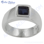 Load image into Gallery viewer, Sterling silver men&#39;s ring with a square-cut dark blue sapphire gemstone.
