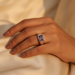 Load image into Gallery viewer, Anillo rectangular de plata con amatista para hombre | Joyería con piedras preciosas
