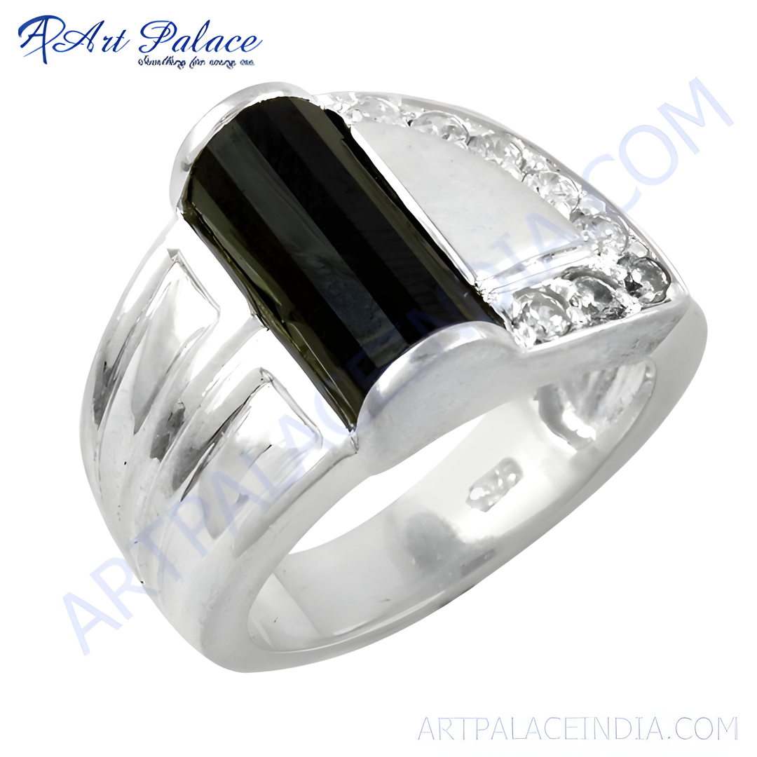 925 sterling silver signet ring featuring a rectangular black onyx gemstone for men.
