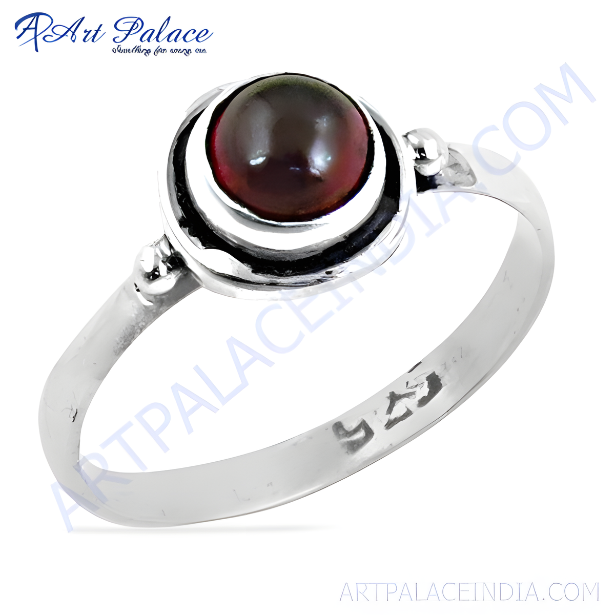 925 sterling silver ring with a round, deep red garnet gemstone, ideal for women's jewelry gifts