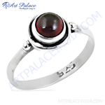 Load image into Gallery viewer, 925 sterling silver ring with a round, deep red garnet gemstone, ideal for women&#39;s jewelry gifts.
