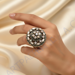 Load image into Gallery viewer, Anillo de cóctel de plata con nácar y marcasita | Anillo para mujer
