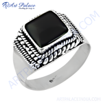 Load image into Gallery viewer, Sterling silver men&#39;s signet ring with a large square black onyx stone.
