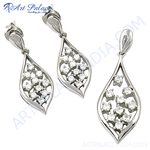 将图像加载到图库查看器中， 925 sterling silver dangle earrings with sparkling diamonds in a teardrop design
