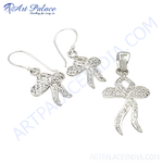 将图像加载到图库查看器中， 925 sterling silver bow earrings and pendant set with detailed design.
