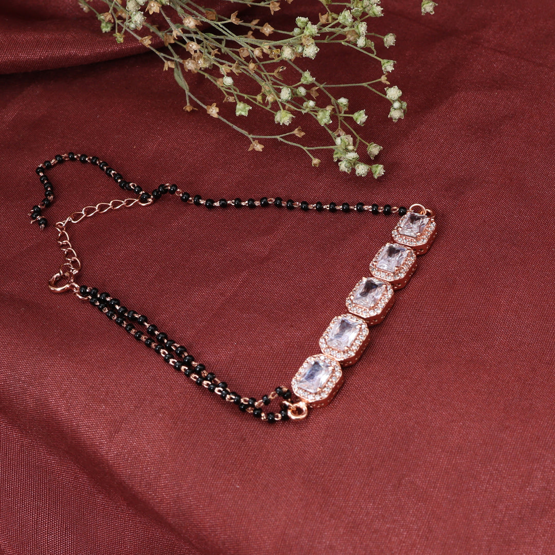 女士玫瑰金水晶手链 | 派对佩戴饰品