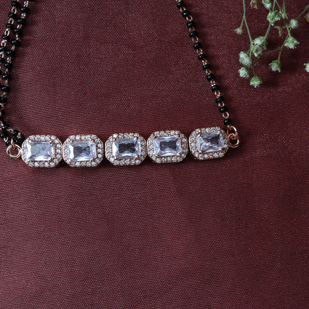 女士玫瑰金水晶手链 | 派对佩戴饰品