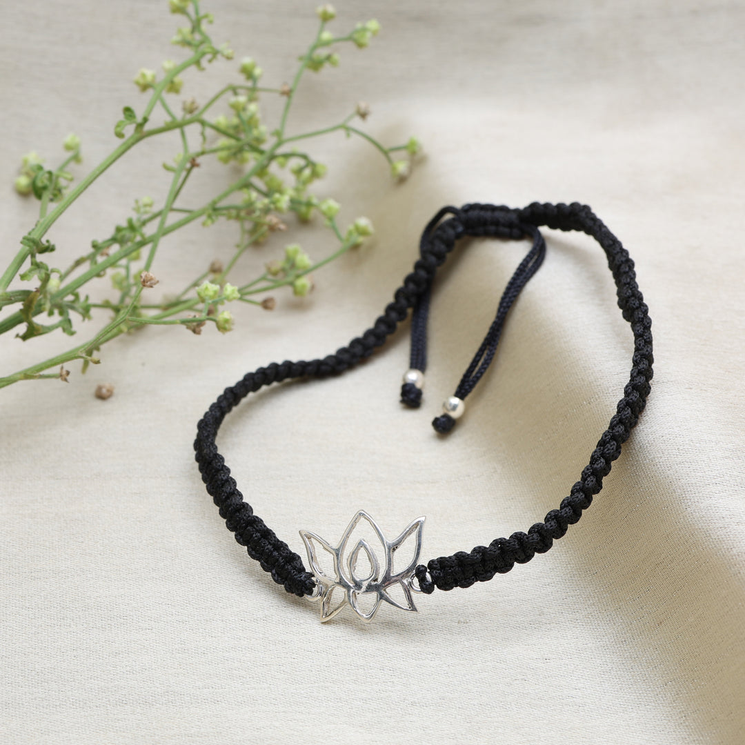 925 Sterling Silver Lotus Cord Bracelet for Daily Wear | Adjustable