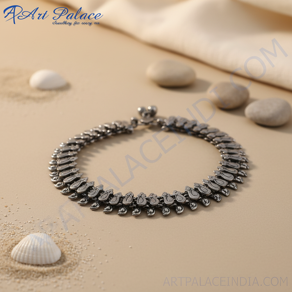 Silver teardrop anklet for women. Oxidized silver ankle bracelet with a unique design.
