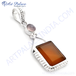 Load image into Gallery viewer, 925 sterling silver carnelian pendant with an oval gemstone accent, perfect for everyday wear.
