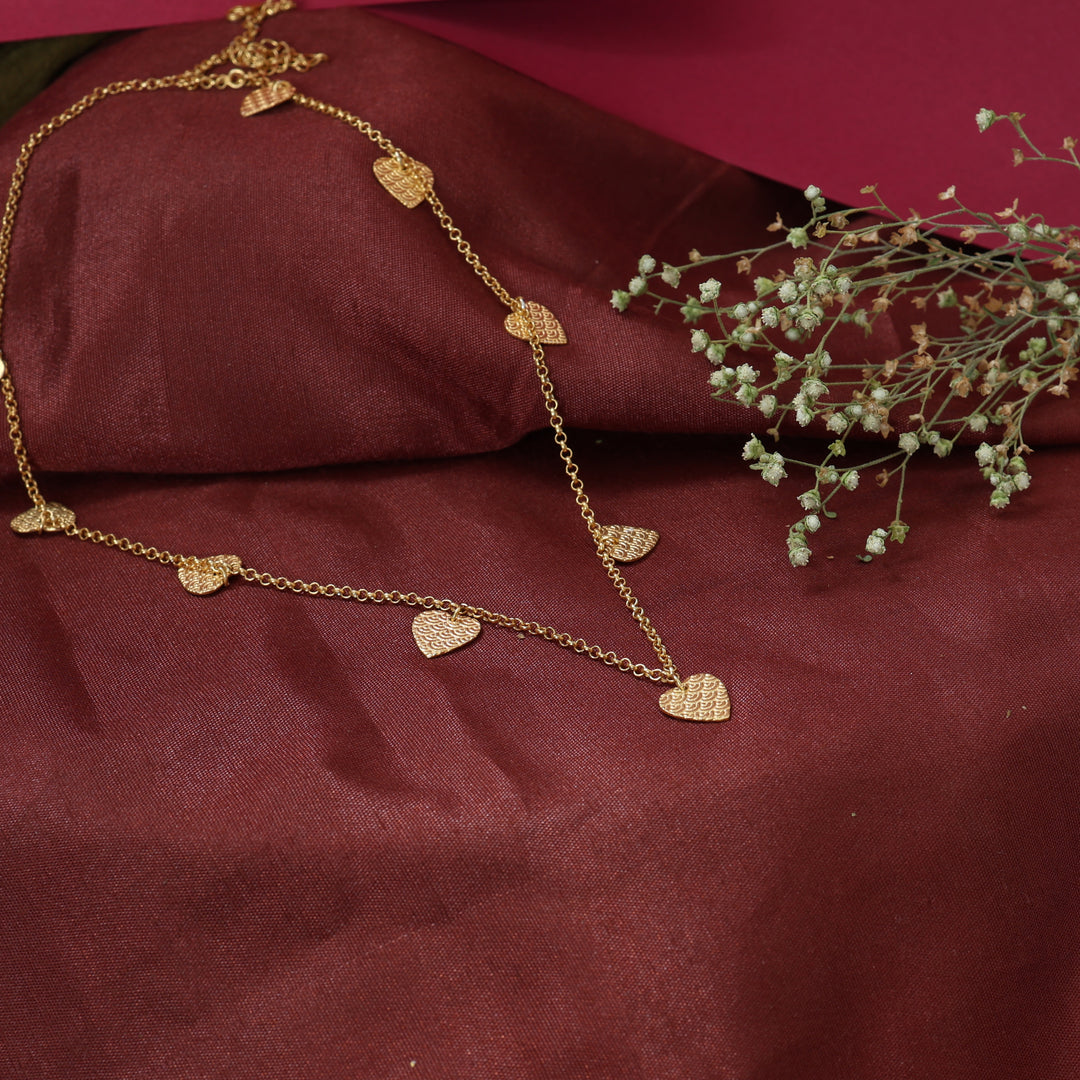 女士金心形项链 | 时尚珠宝礼品