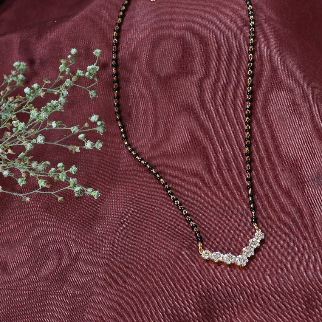 钻石婚庆项链 | 黑珠金吊坠 | 女士款