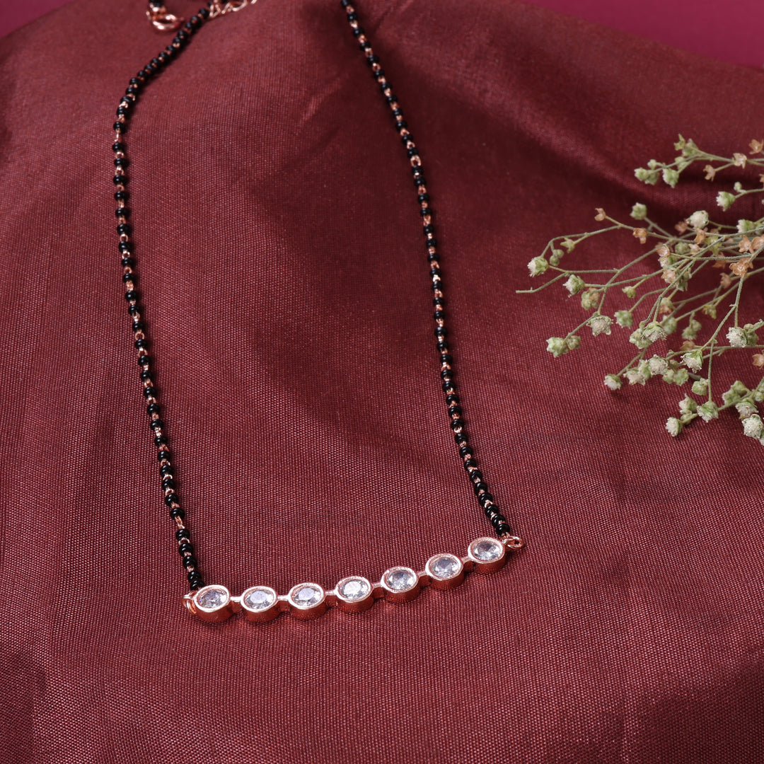 Collar Mangalsutra de oro rosa con circonitas cúbicas para mujer | Uso diario