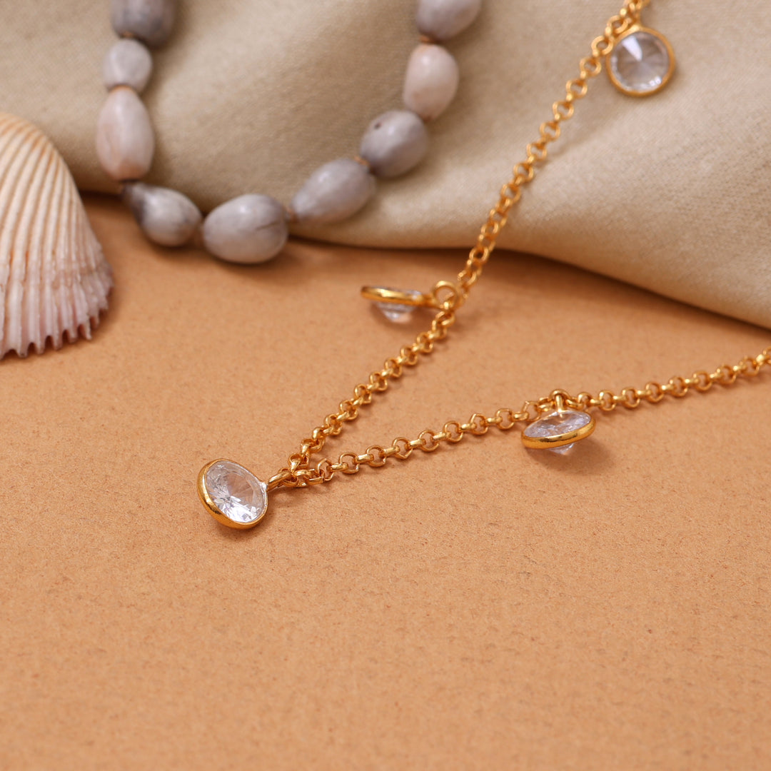 Collar de cadena de oro con piedras de cristal para mujer | Uso diario