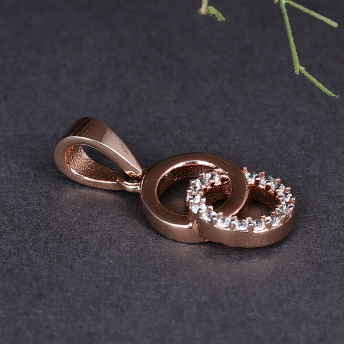 Rose gold plated infinity circle pendant necklace for women