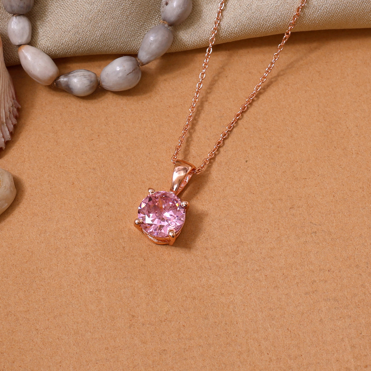 Collar con colgante de piedra preciosa rosa en oro rosa para mujer | joyería de regalo