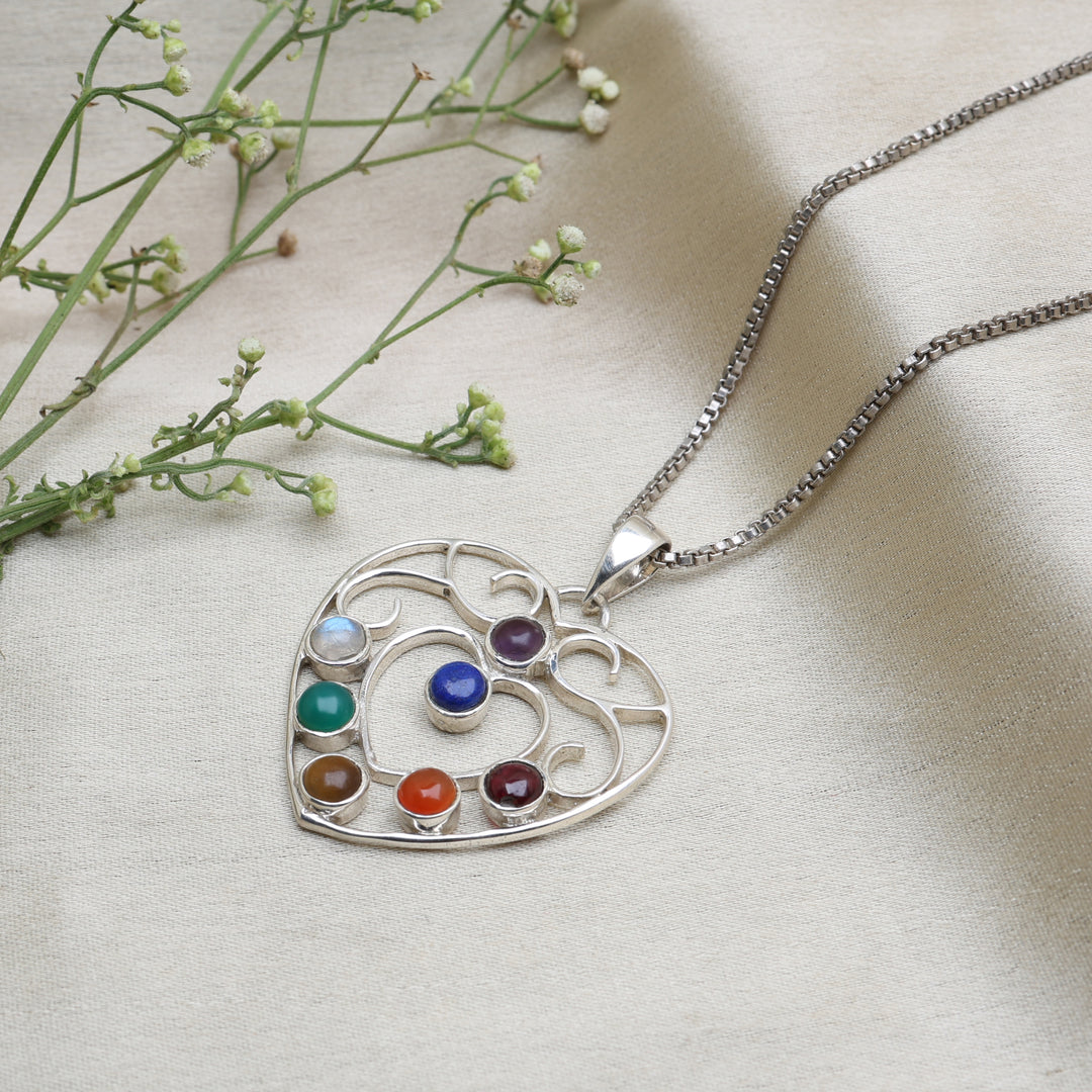 925 Sterling Silver Heart Chakra Pendant Necklace with Seven Stones
