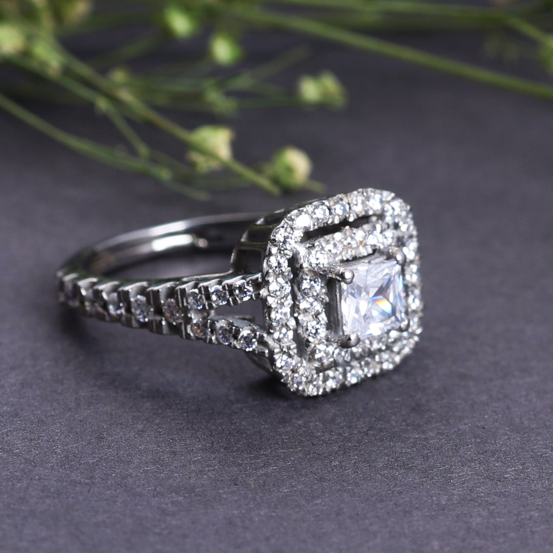 925 Sterling Silver Princess Cut Diamond Halo Engagement Ring